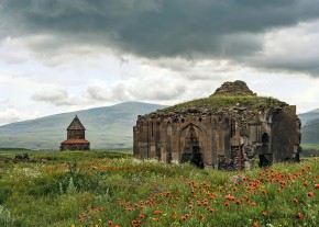 Ani Antik Kenti Kervansaray ve Polatoğlu Kilisesi